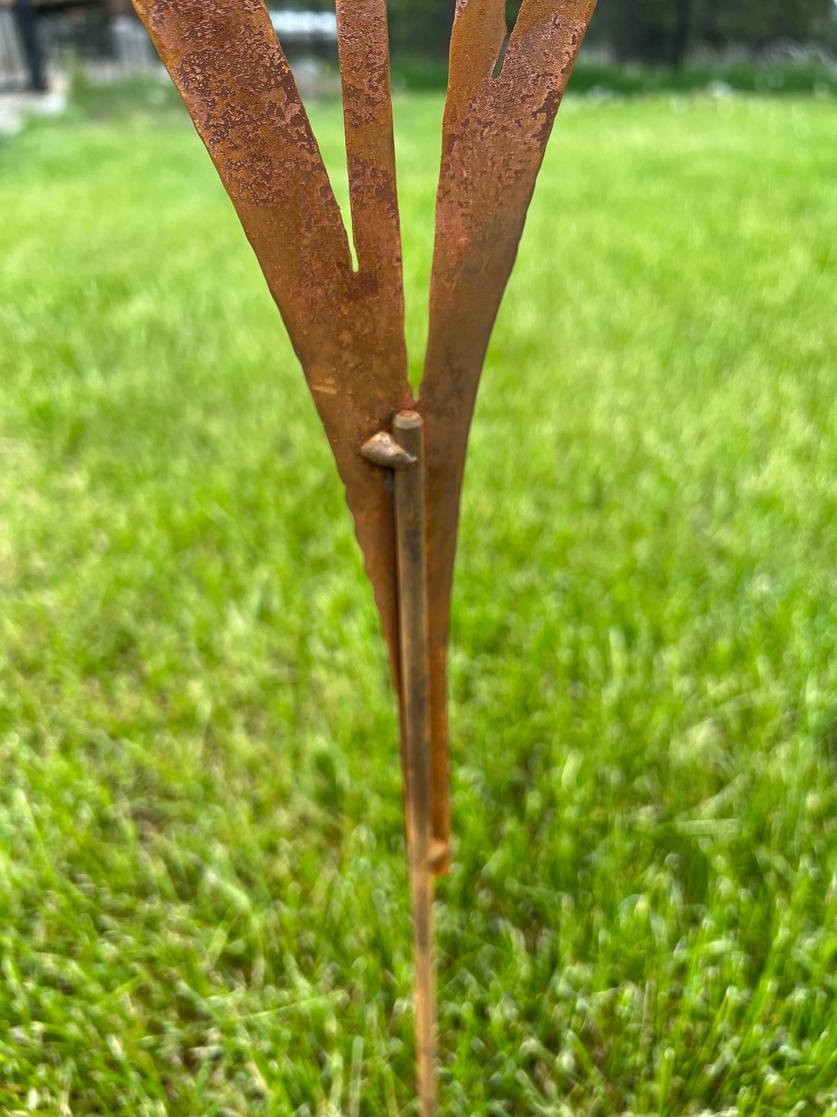 Rusty Metal Cattail Garden Stakes: Natural Rust Finish