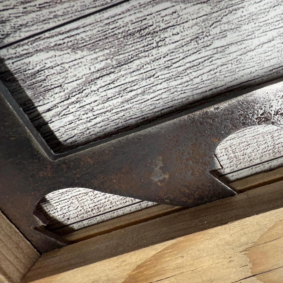 Elk & Mountain Scene Saw Blade Art: Rustic Lodge Cabin Decor